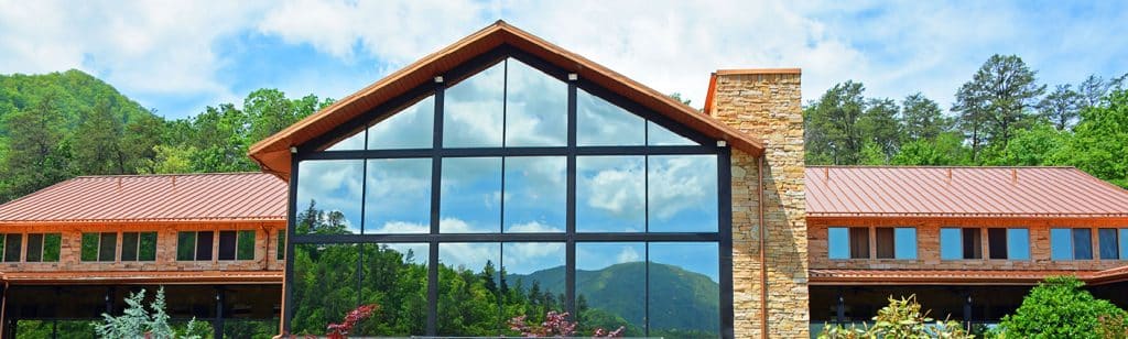 Smoky Mountain Lodge Exterior 2